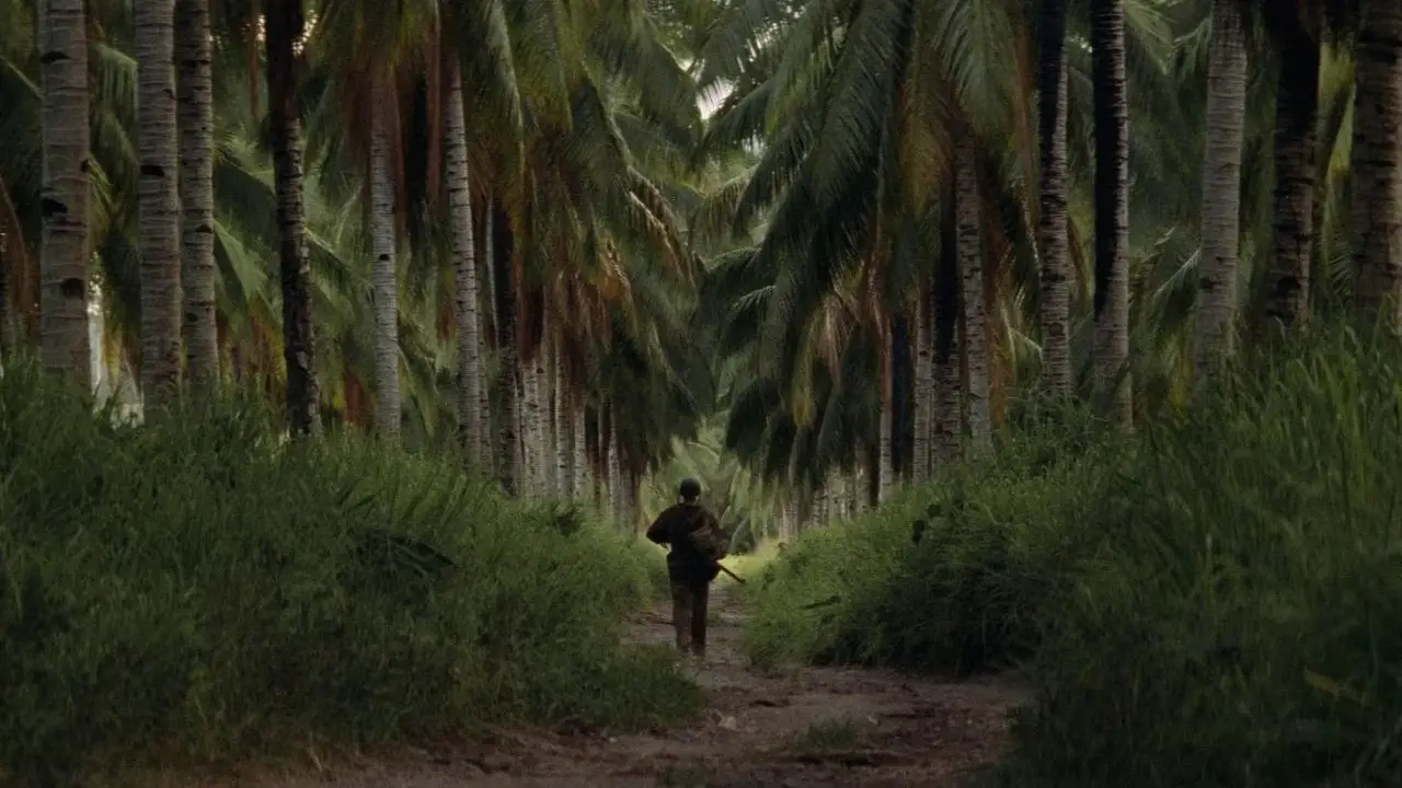 V Film Hits HD - Den tunna röda linjen