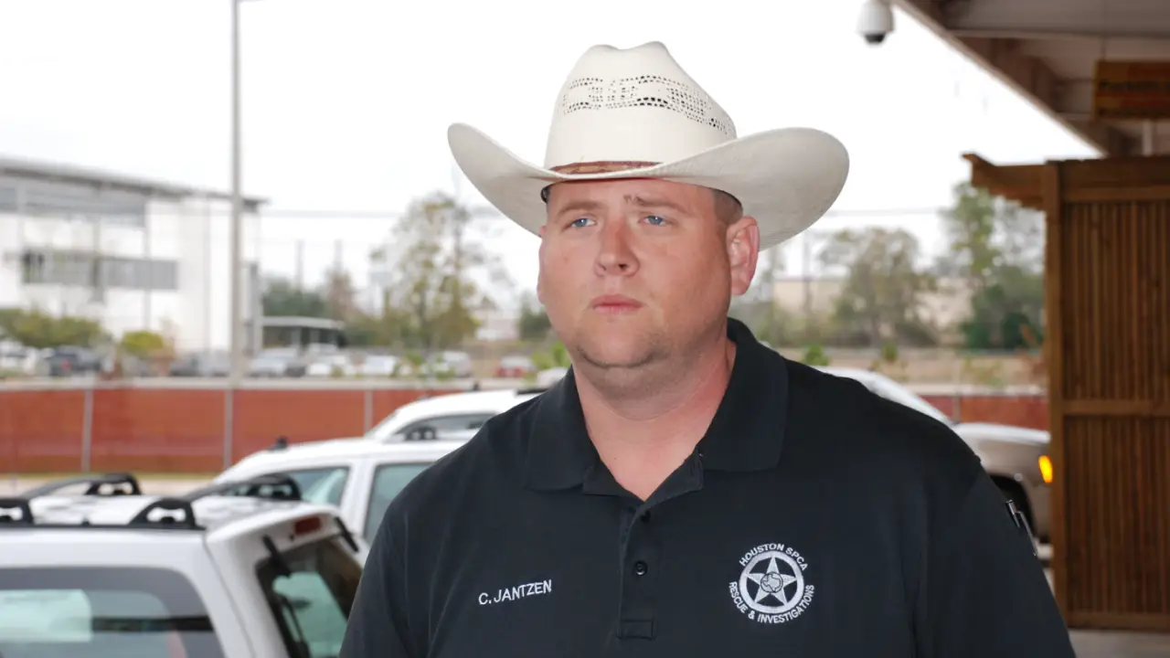Animal Planet - Animal Cops Houston