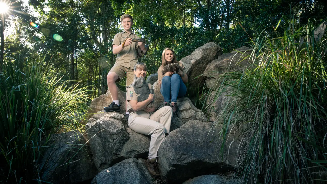 Animal Planet - Crikey! It's the Irwins