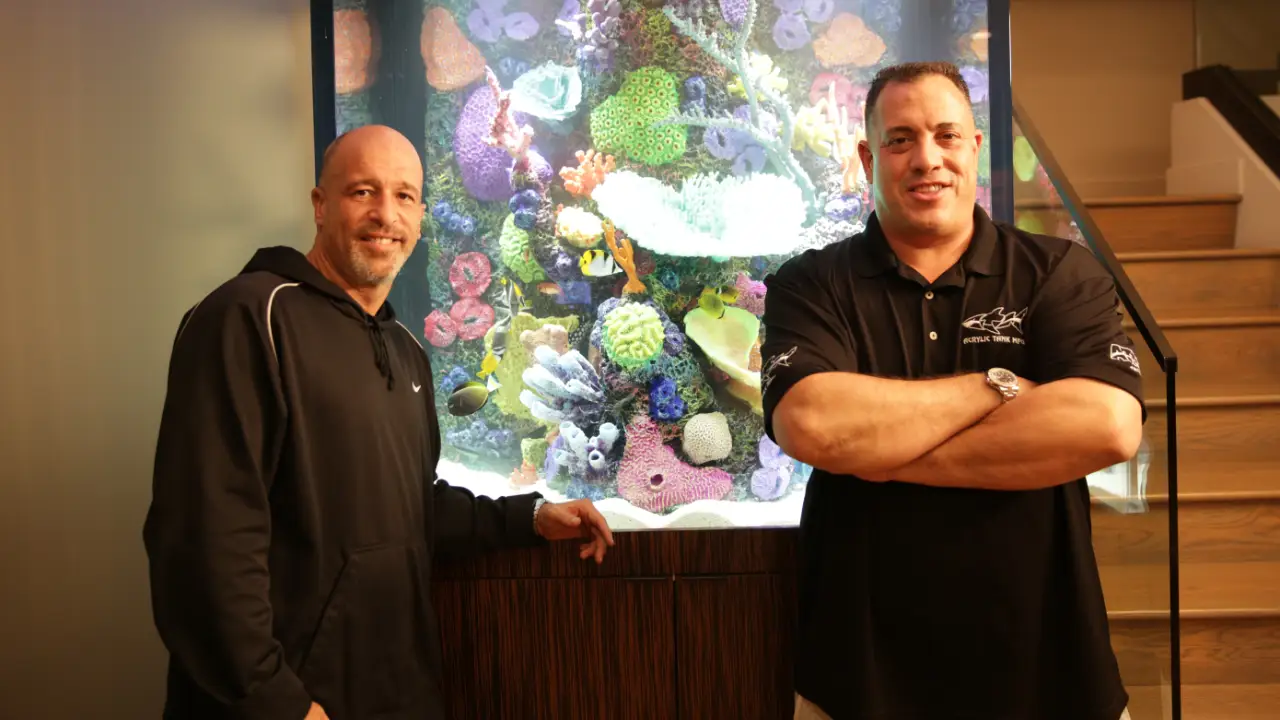 Animal Planet - Tanked