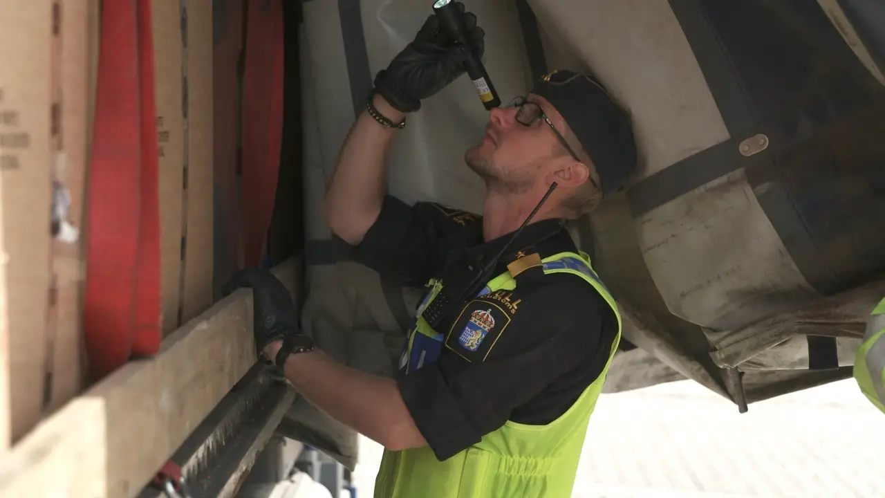 Investigation Discovery - Border Control: Sweden