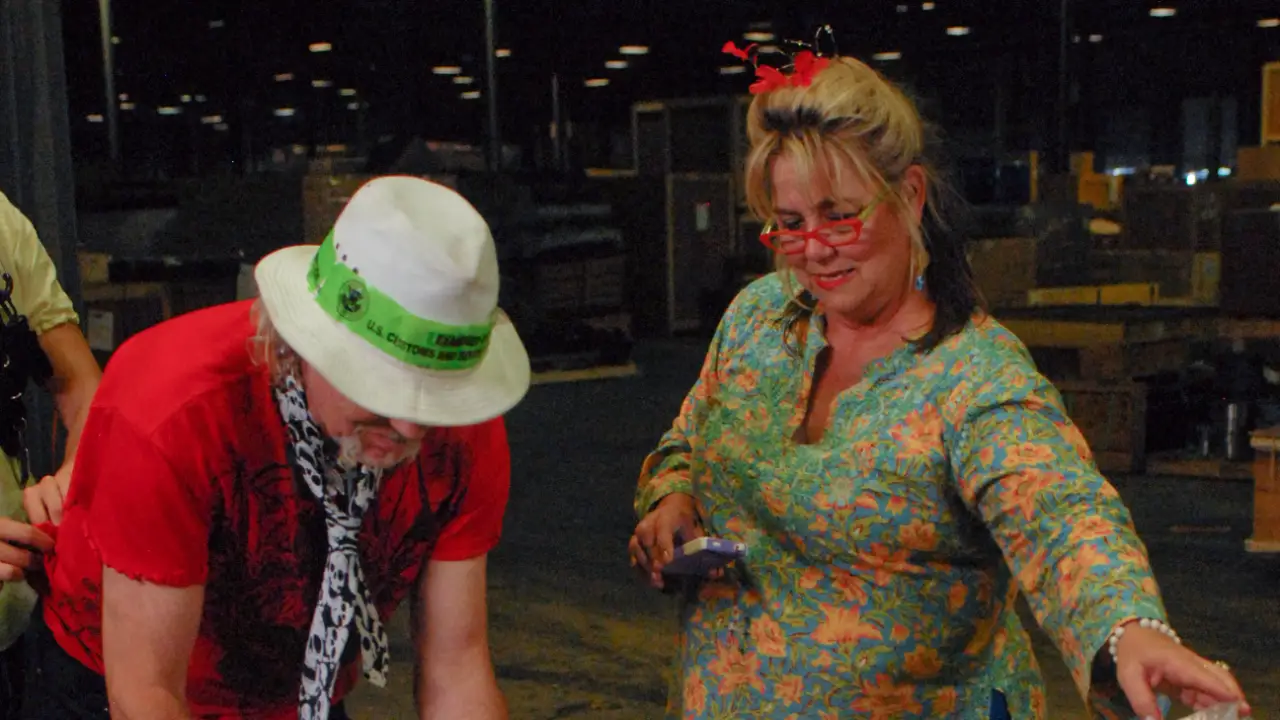 Discovery Channel - Baggage Battles