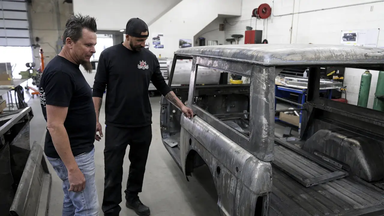 Discovery Channel - Kindig Customs
