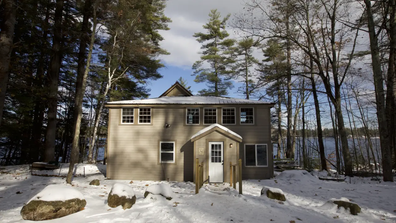 Maine Cabin Masters