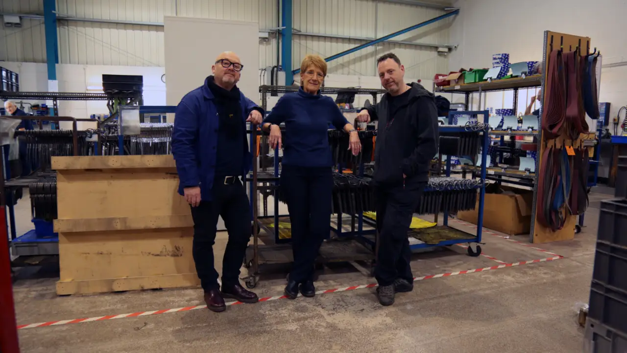Salvage Hunters