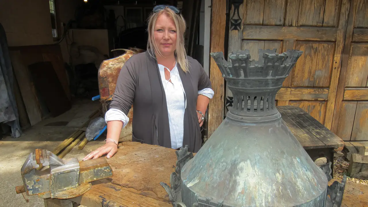 Discovery Channel - Salvage Hunters: The Restorers
