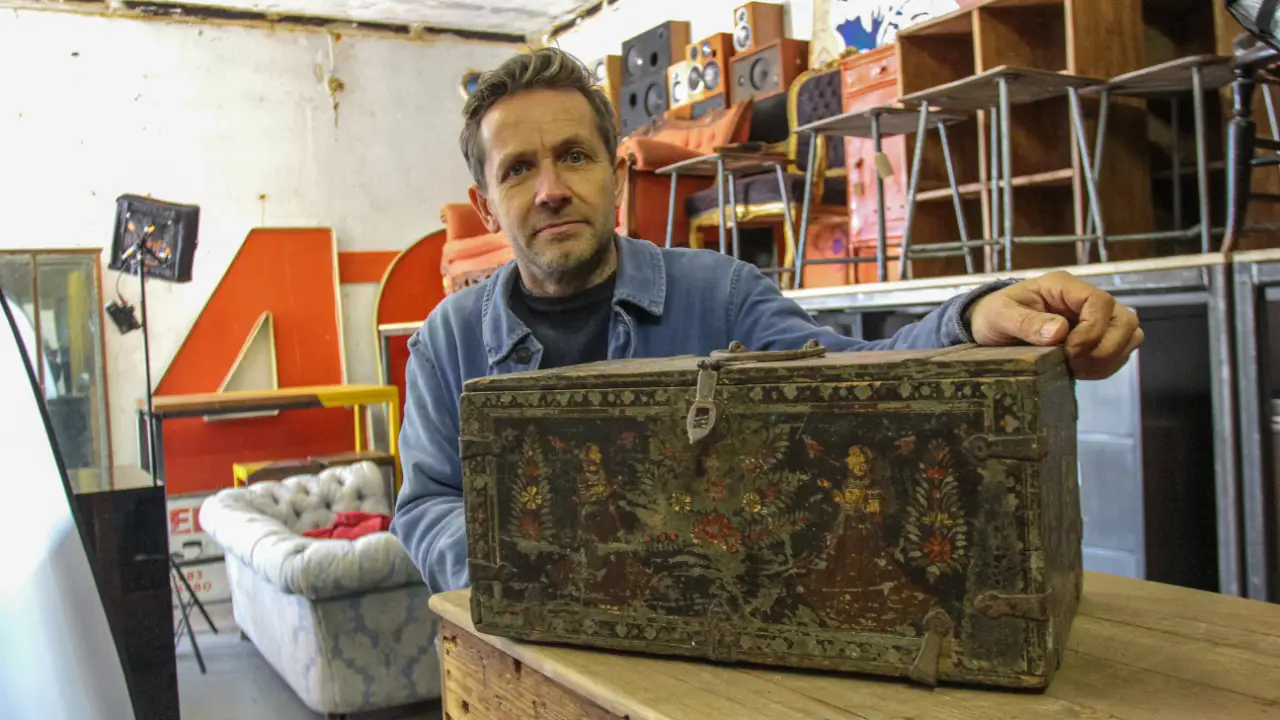 Discovery Channel - Salvage Hunters: The Restorers