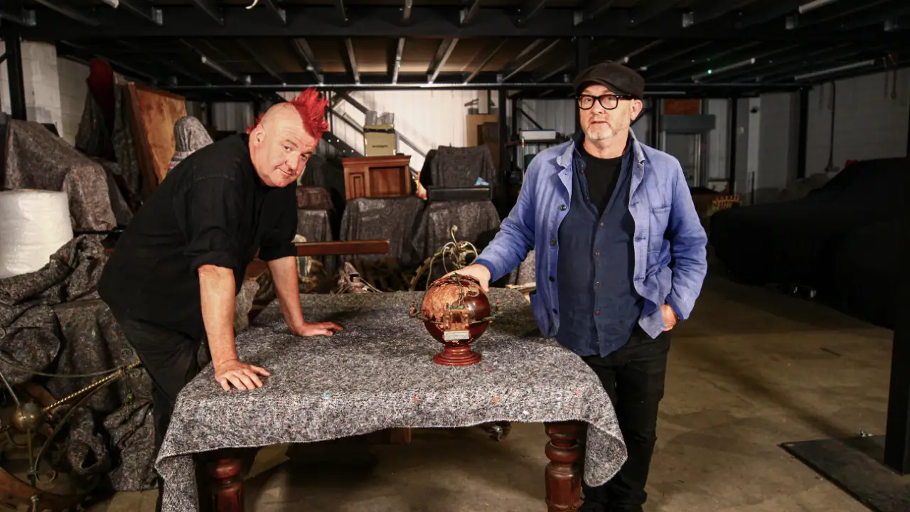 Discovery Channel - Salvage Hunters: The Restorers