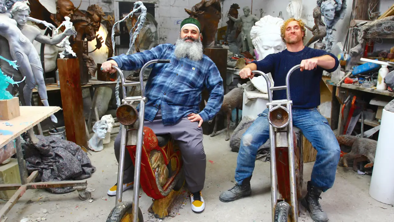 Discovery Channel - Salvage Hunters: The Restorers