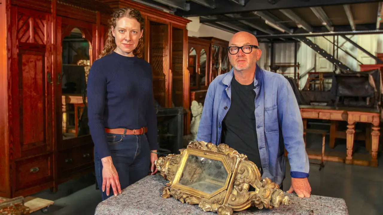Salvage Hunters: The Restorers