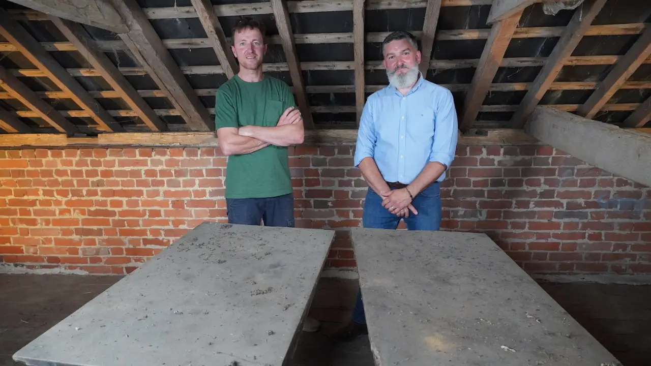 Discovery Channel - Salvage Hunters: The Restorers