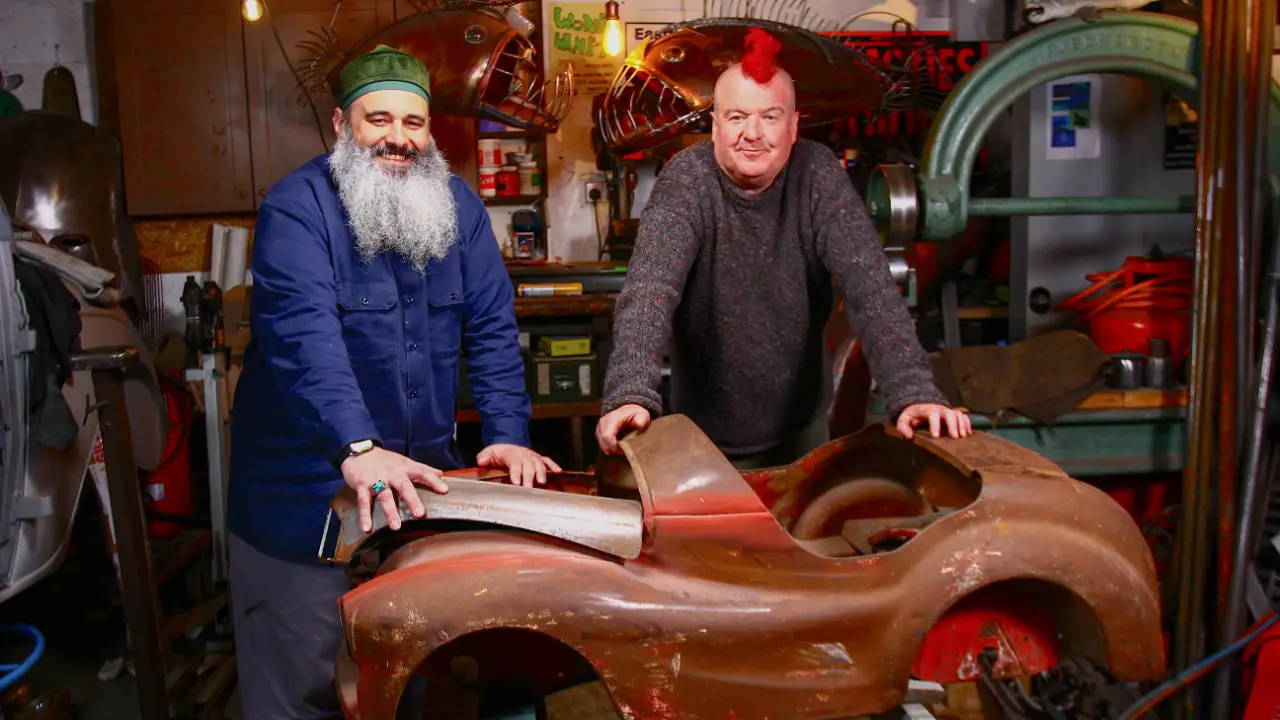 Discovery Channel - Salvage Hunters: The Restorers