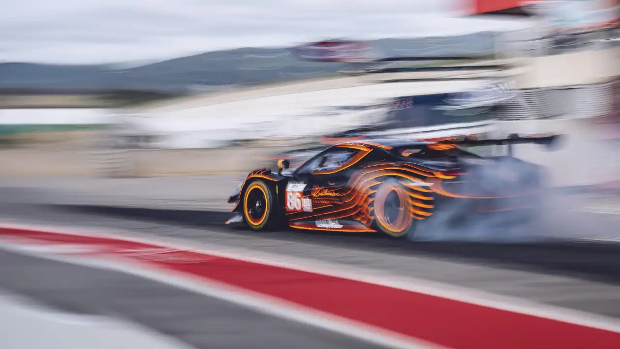 Eurosport 2 - Endurance Car Racing: FIA WEC | Lone Star Le Mans