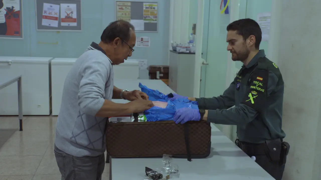 Investigation Discovery - Border Control: Europe