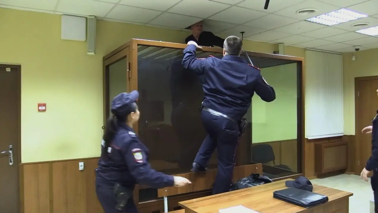 Chaos In Court