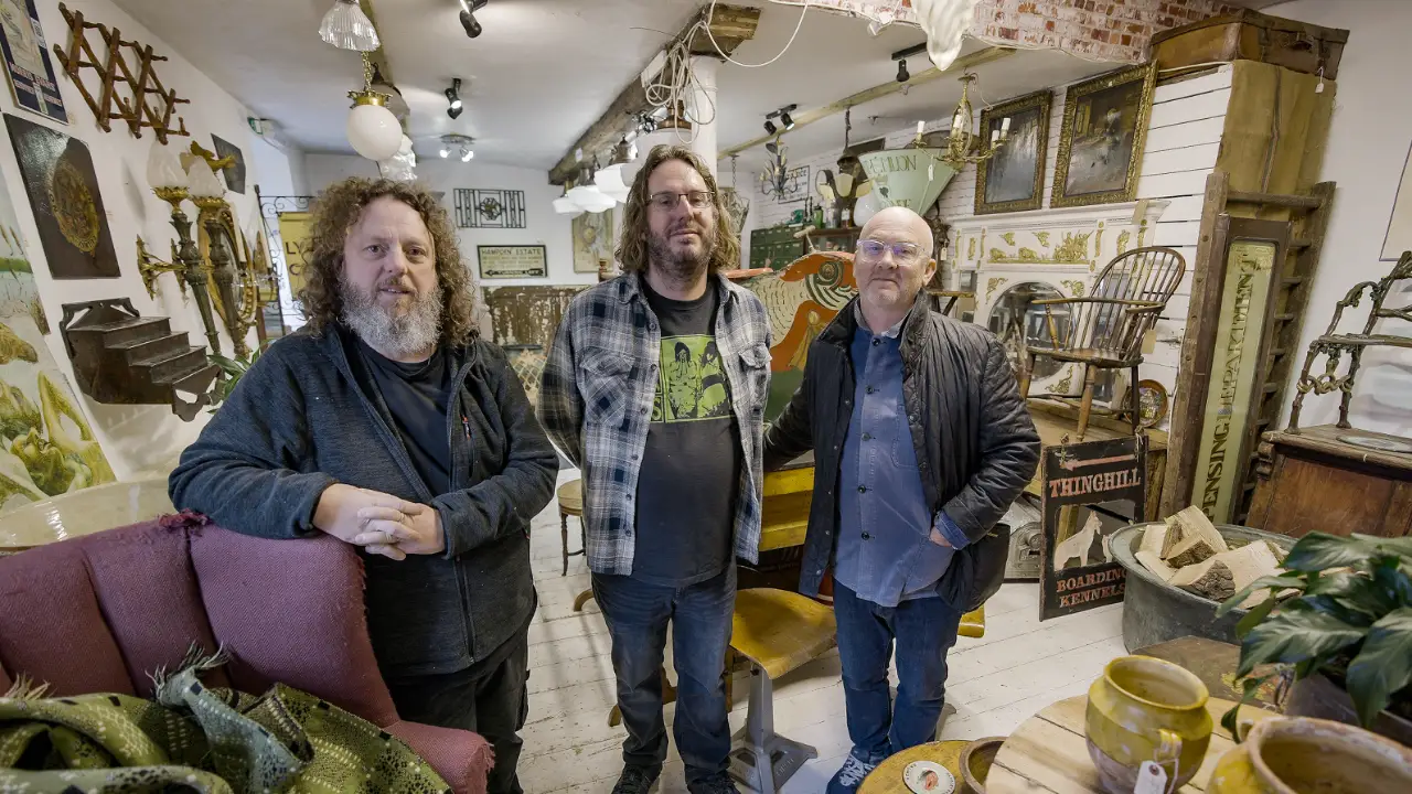 Salvage Hunters