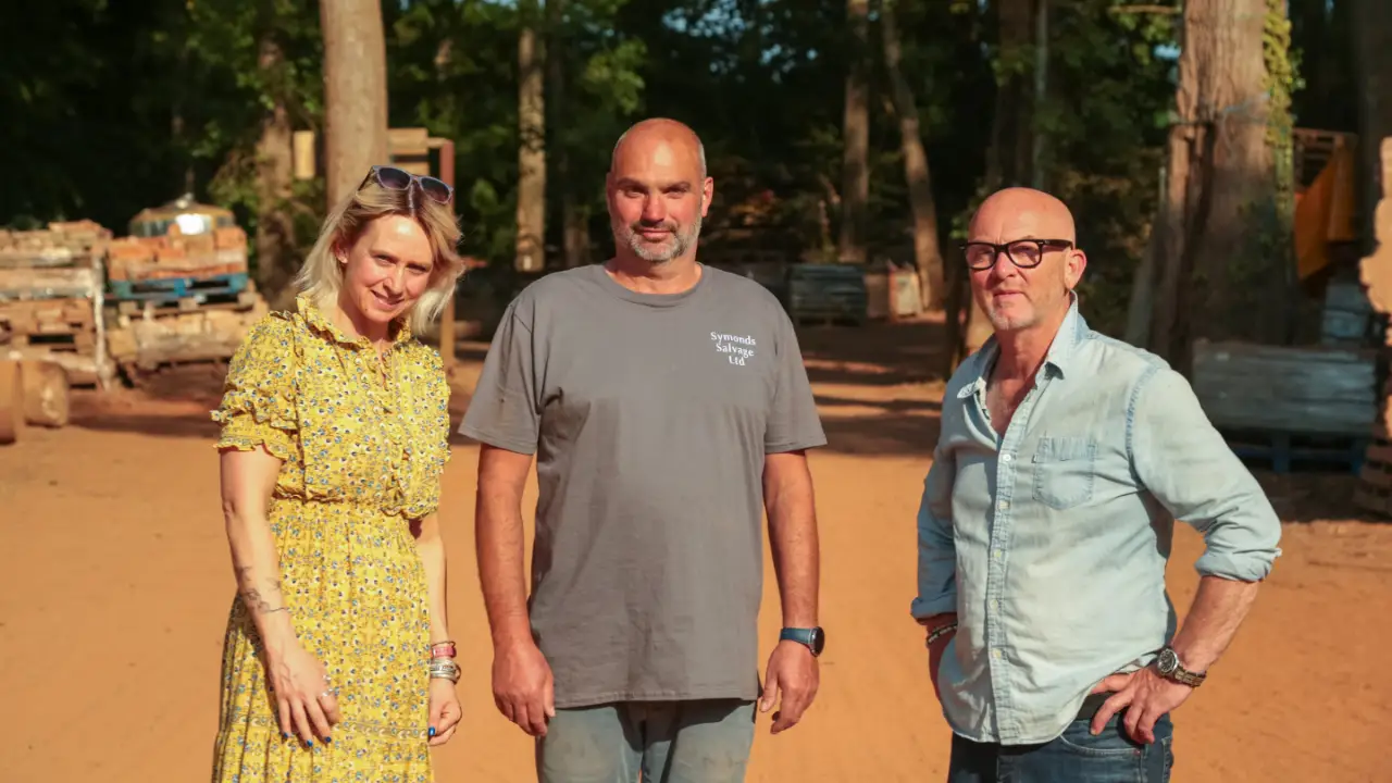 Salvage Hunters