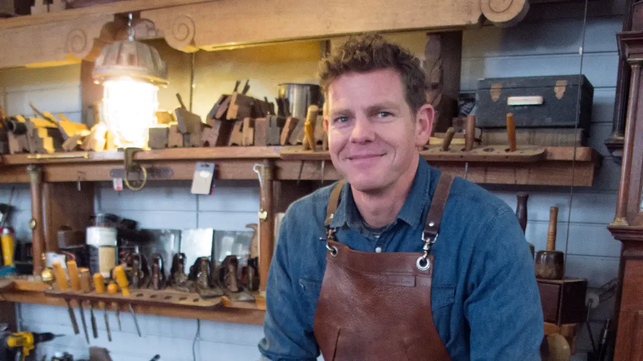 Salvage Hunters: The Restorers