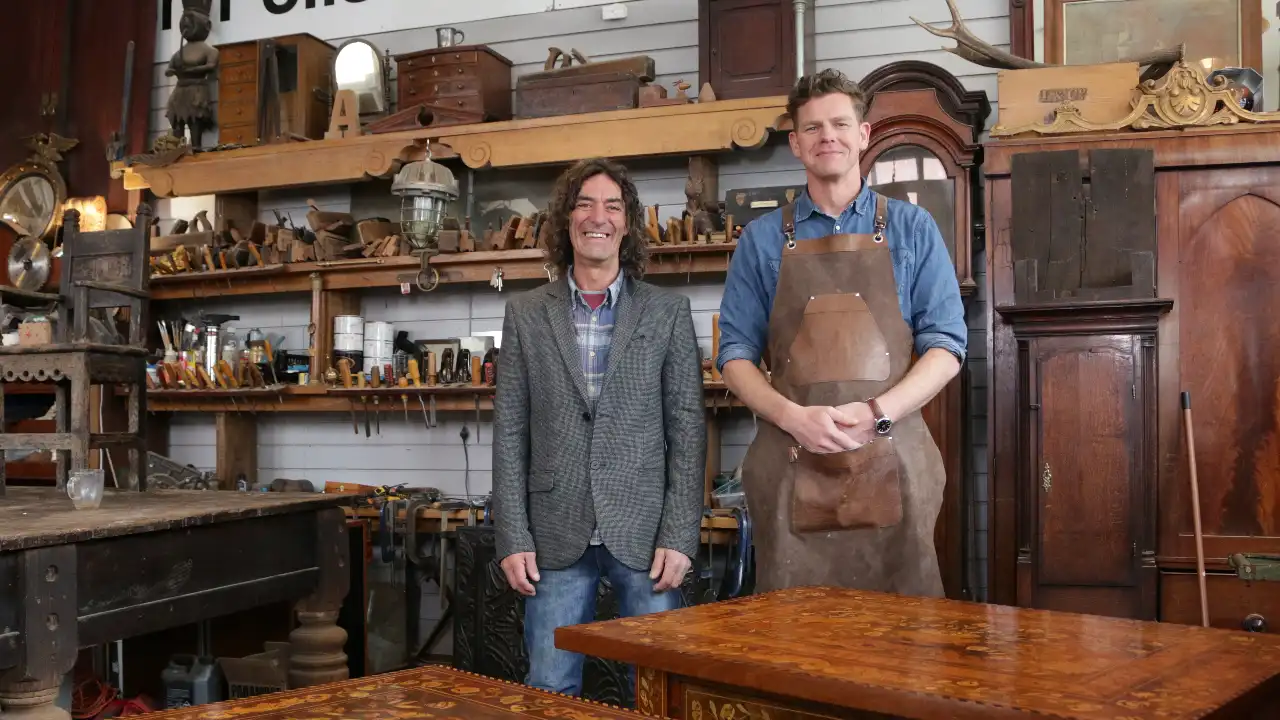 Salvage Hunters: The Restorers