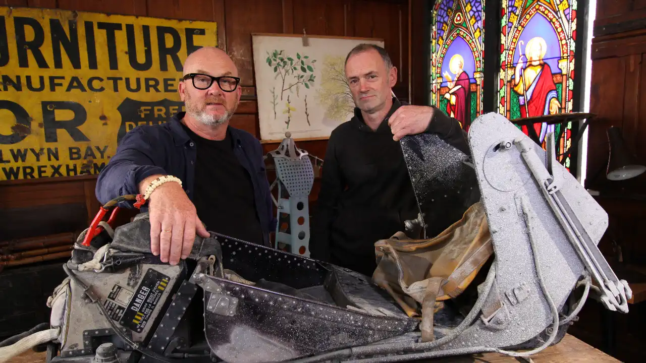 Salvage Hunters: The Restorers