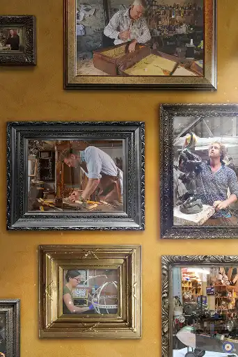 Bild från filmen Salvage Hunters: The Restorers