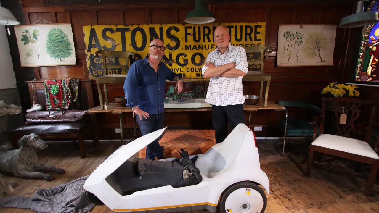 Discovery Channel - Salvage Hunters: The Restorers