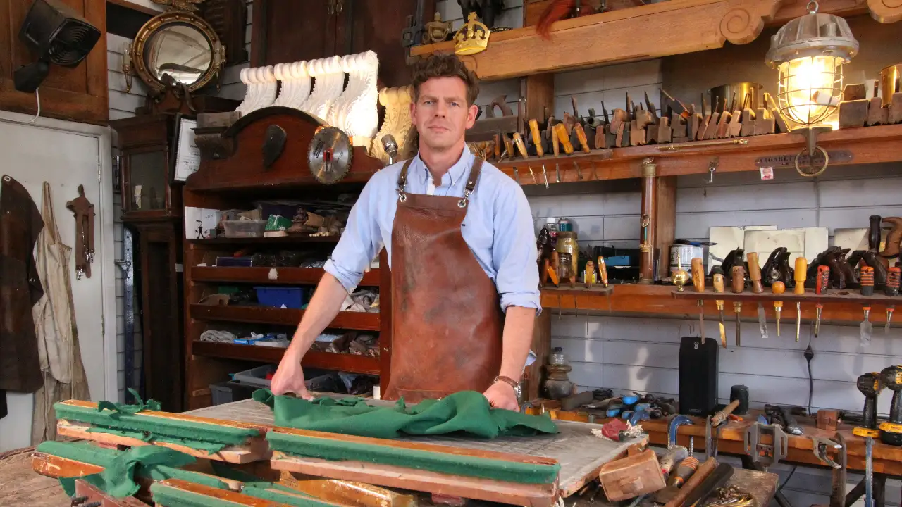 Discovery Channel - Salvage Hunters: The Restorers