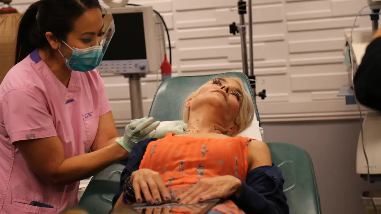 TLC - Dr. Pimple Popper: Pop Ups