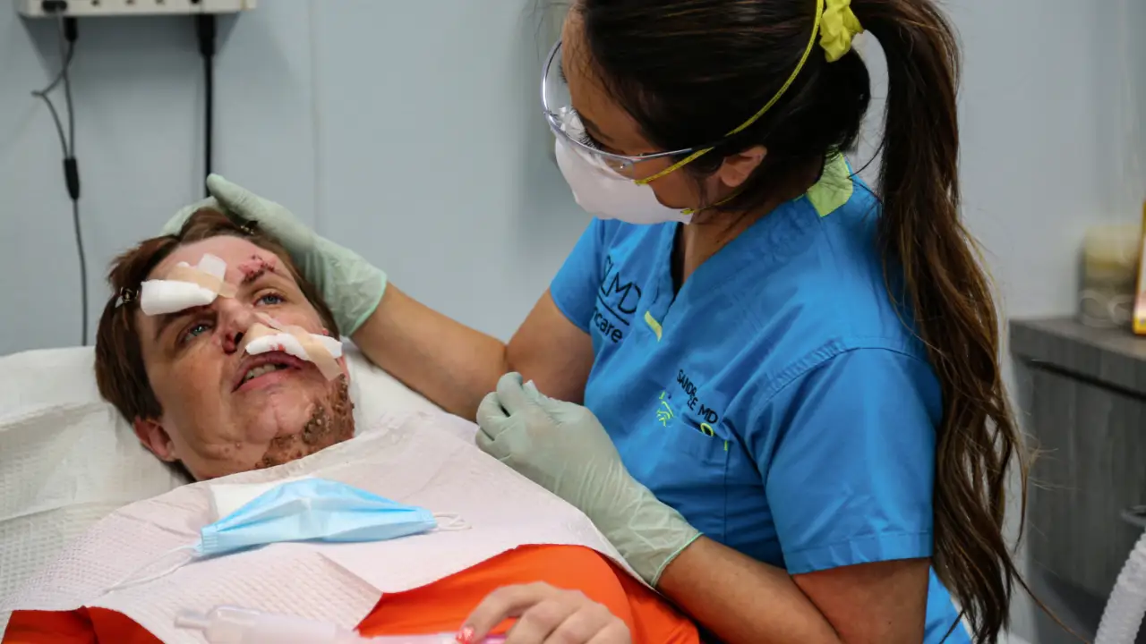 Dr. Pimple Popper: Pop Ups