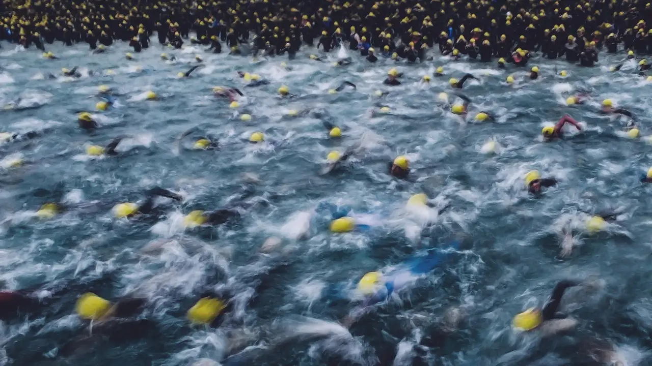 Eurosport 2 - Triathlon: PTO Tour | Frejus Saint Raphael