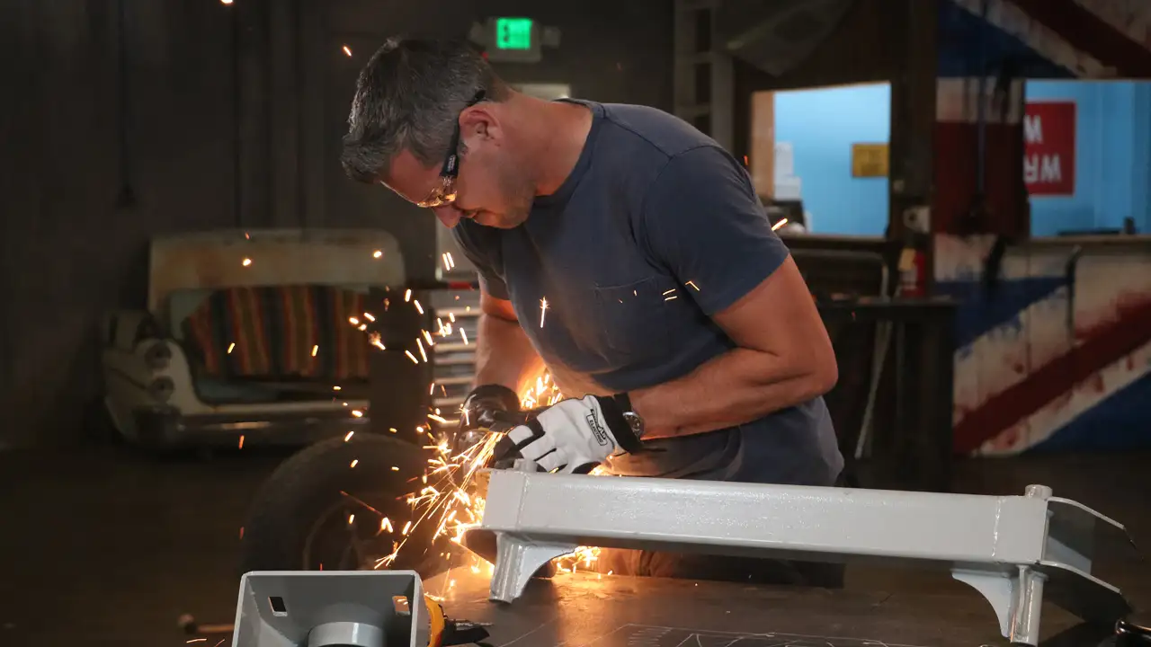 Discovery Channel - Wheeler Dealers