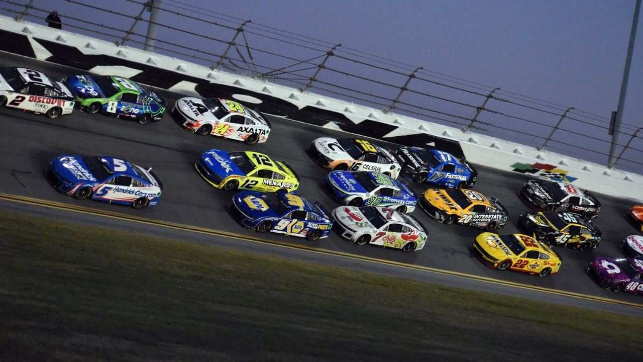 V Sport - Nascar Cup Series