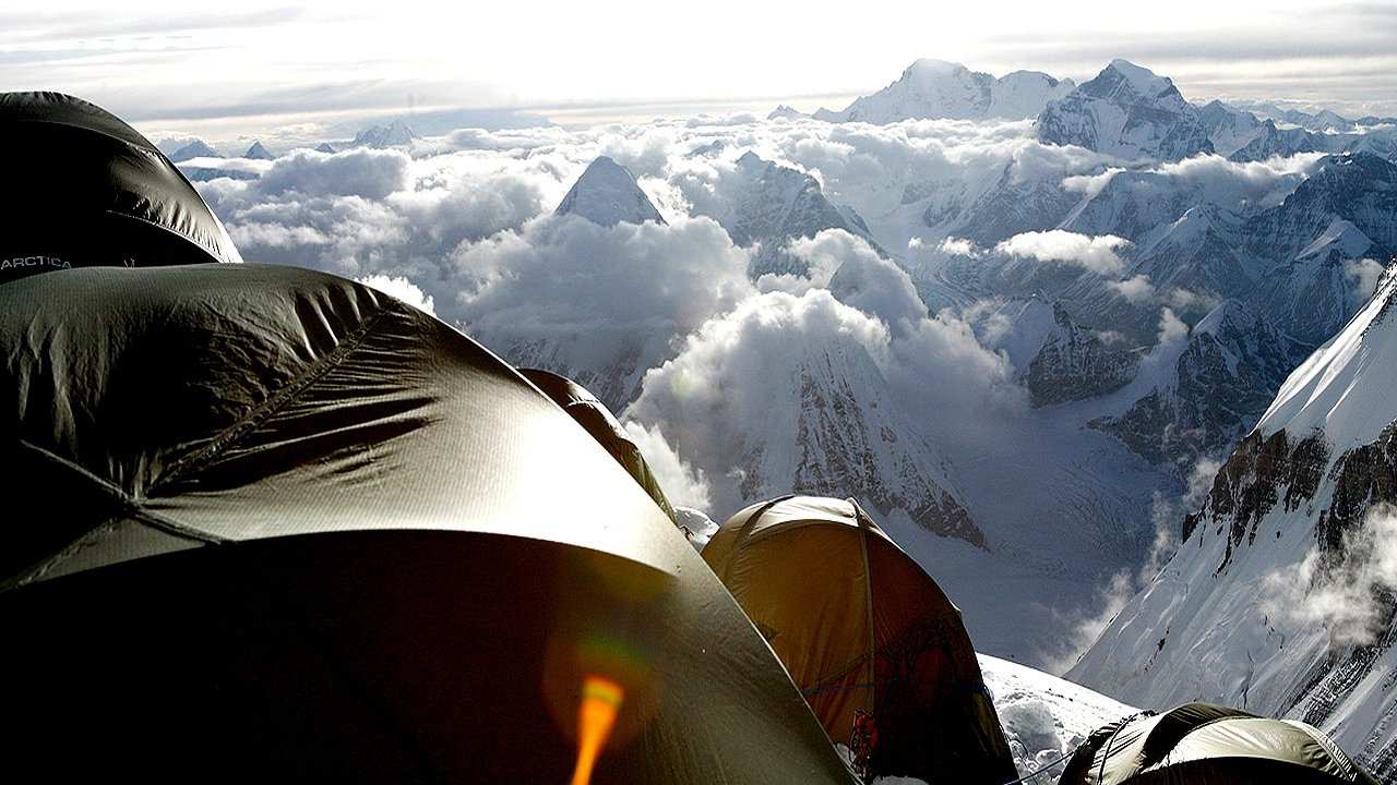 Animal Planet - Everest: Beyond the limit
